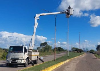 Recuperan alumbrado público en Caicara de Maturín con instalación de 500 luminarias led 4 1a13e4d8 643d 4c42 9d41 69f2ba40746a