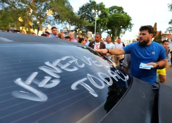 4e9bd0d4 313b 477b 9a1a ebee2acb4d6a