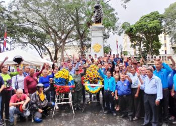 8116d957 f257 4500 a6c2 32a59ef64c0c