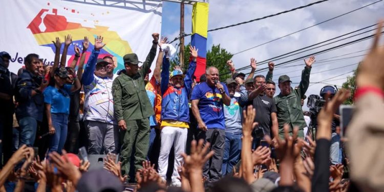 diosdado cabello en movilizacion por la defensa del esequibo en carabobo 14415