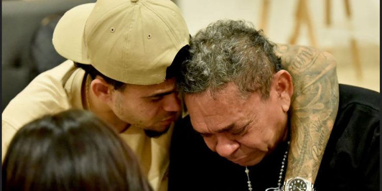 Futbolista se reencuentra con su padre al incorporarse a la concentración de Colombia 1 fotojpg 14136