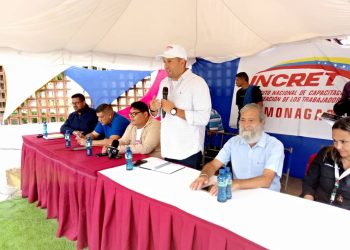 2b209b8f b4a3 47bc acb2 6e56d6d0d803