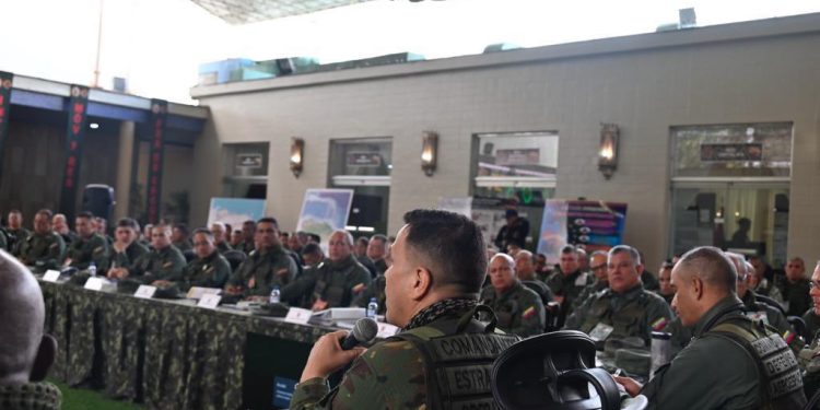 FANB inicia fase del repliegue lineal del Plan República 1 GAg3jWDW8AAeq v