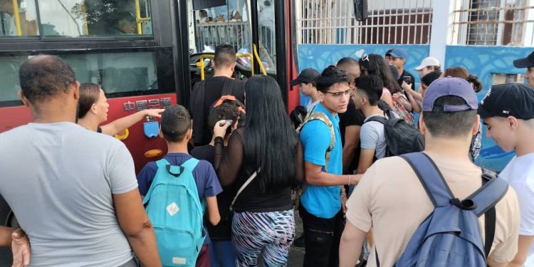 TransMonagas habilita Ruta Navideña hacia Caracas desde Maturín y Punta de Mata 1 efdb313e 5d66 41eb a676 5f7145d0c34e