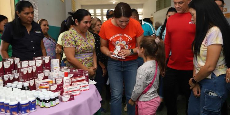 Alcaldesa de Maturín atiende a más de 600 niños y niñas de La Manga con Jornada Social 1 WhatsApp Image 2024 01 20 at 15.38.42