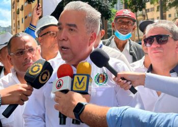 luis eduardo martinez invitamos a todos los que le duela el pais a votar el 3 de diciembre 137777