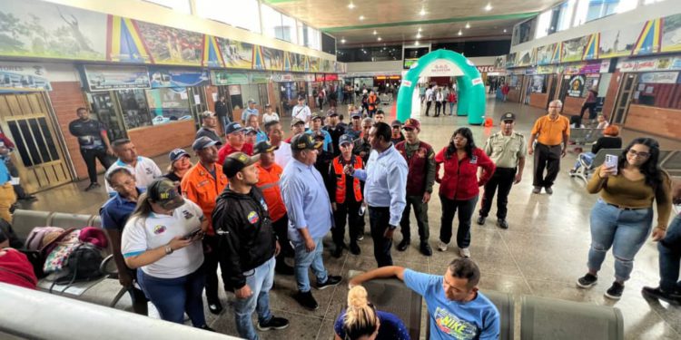 Más de 300 funcionarios de seguridad y prevención se desplegaron en el Terminal de Maturín 1 7a7a30e4 fe46 428b 967d 8d257466aa99