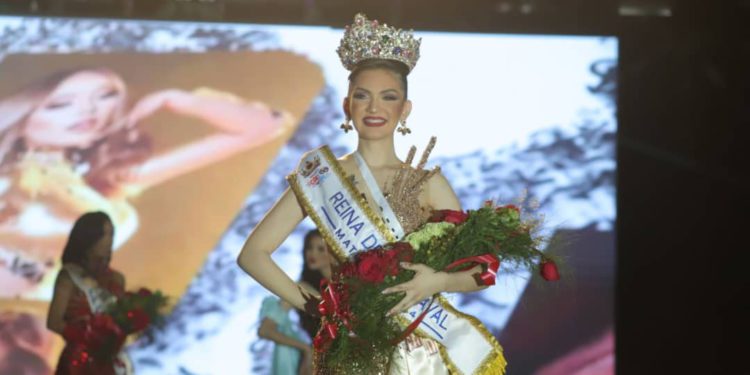 Yrene Palomo desfiló este domingo como Reina del Carnaval de Maturín 1 IMG 20240212 WA0110