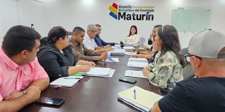Alcaldesa de Maturín evalua las acciones en materia de servicios públicos 1 IMG 20240219 WA0224