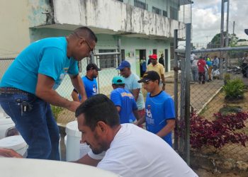 b2de8c03 00b4 491e b8c9 54696bb8c136