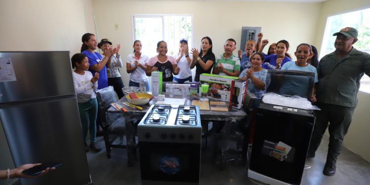 Gobernación dota Base de Misiones de Rosa Inés 1 9f41f8ff 2d93 449d 9dd9 64946ae65b62