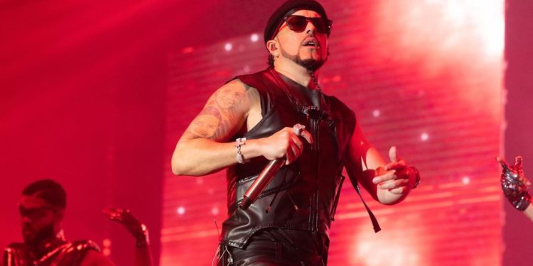 Yandel dió un increíble show en el Poliedro de Caracas