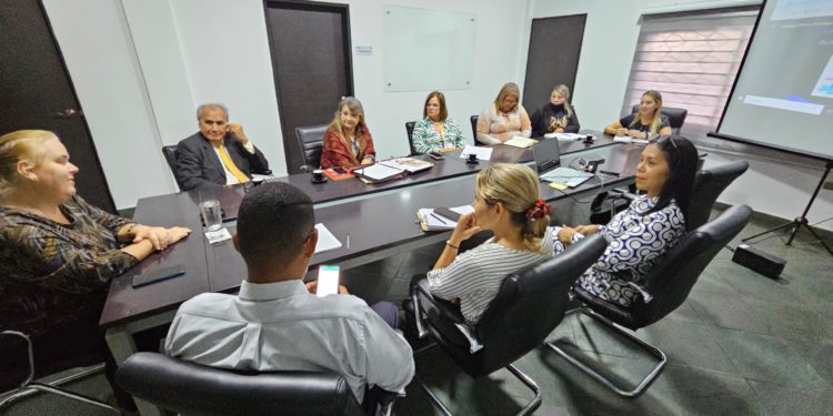 Realizan conversatorio sobre la intervención psicológica a niños y adolescentes en procesos judiciales 1 a7fbd115 a87b 4c6d aded eef299f2bcfd