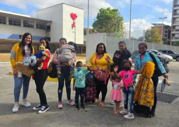 d982c75f 5d74 4963 bfe6 ed02afbeae13