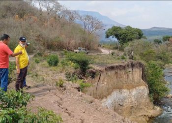 aaeac6cd ccca 4b18 bcce b1dff510844a