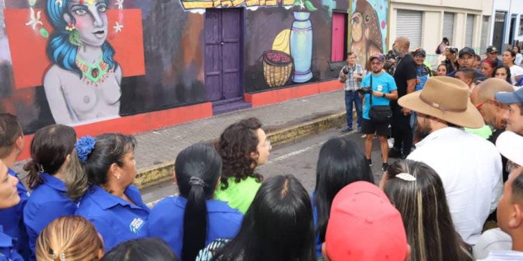 Ciudad Mural engalanó las calles de Caripe con Doce expresiones artísticas 1 efb140ca 8ad5 45c7 b230 fa146707a29b 1