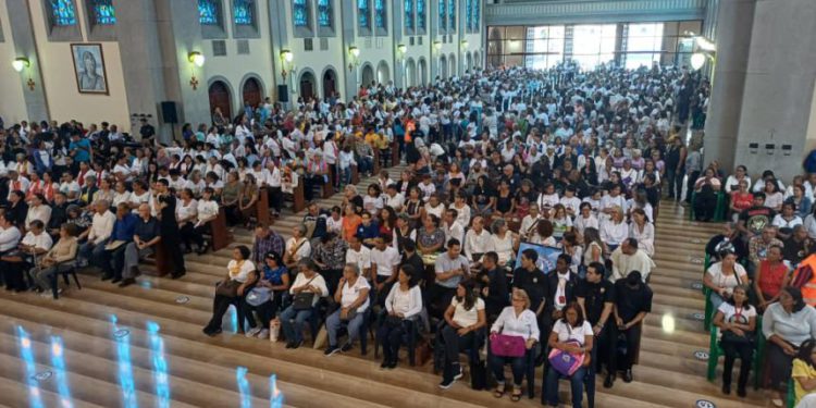 Diócesis de Maturín celebra 5to encuentro de pequeñas comunidades cristianas 1 este sabado se realizo el 5 encuentro diocesano de pequenas comunidades cristianas laverdaddemonagas.com pcc1 860x645 1