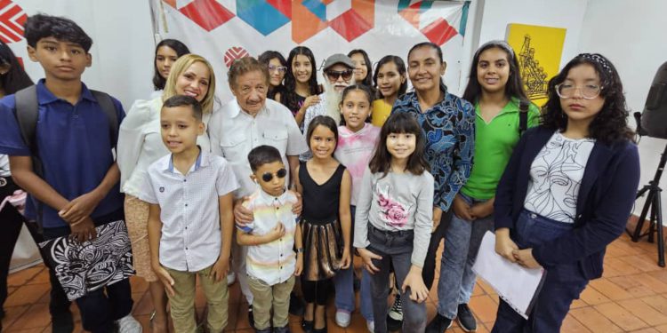 El maestro Juvenal Ravelo compartió con los futuros artistas plásticos de Maturín 1 3405ec54 d515 4aba 8299 912511b16ebe