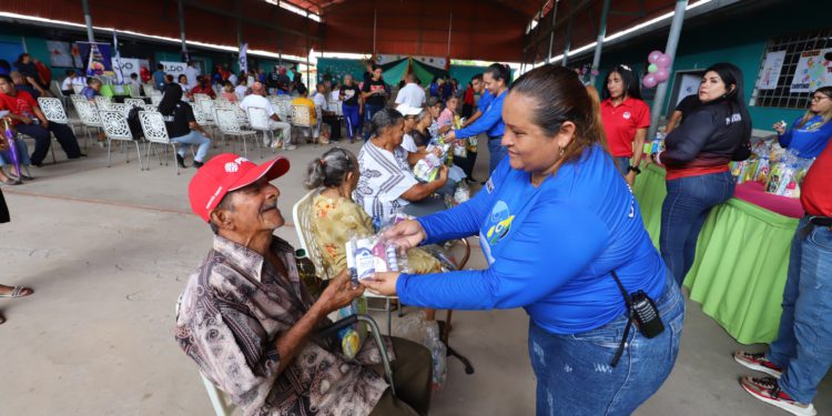 Gobernación de Monagas realiza tercera jornada “Más Años, Más Amor” en Santa Bárbara de Tapirin 1 556867a2 0e64 403b aa31 d35a824b6e16