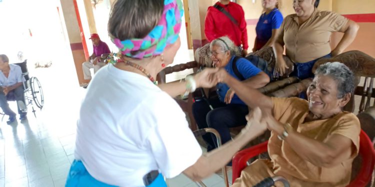 Corpoturismo e Inatur Monagas brindan alegría y esparcimiento en el geriátrico de Las Cocuizas 1 1b31dc22 4f07 4c5e b153 5e827f3a2345 1