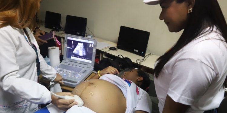 Más de 600 mujeres beneficiadas con jornada médica integral en 23 de Enero 1 9039f376 6ab9 4fc4 9e44 bac07f7cf3ee