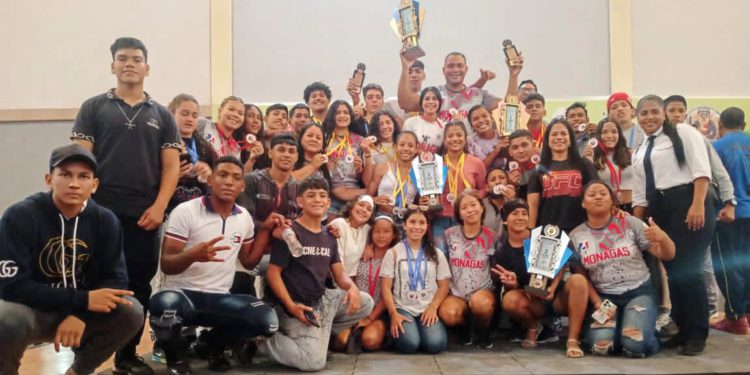 Selección de Levantamiento de Pesas monaguense es campeona U15 y U17 1 e7192a2004c746c9a111e0a12f3d65182