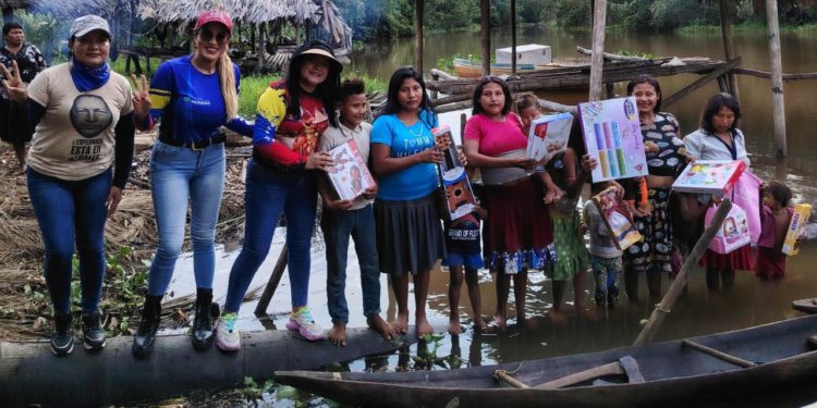 Gobernación, Minpppi y Mintur llevan 800 juguetes a comunidades indígenas del sur de Maturín 1 La Verdad de Monagas 11