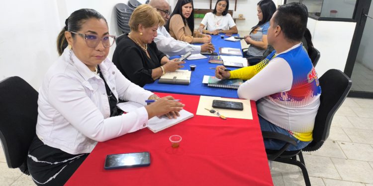 Nueva directora del CDCE-Monagas sostuvo primer encuentro con los entes adscritos al Ministerio de Educación 1 IMG 20250226 WA0126