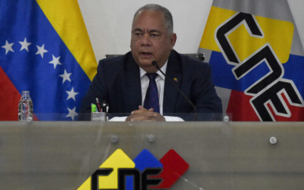 The president of Venezuela's National Electoral Council (CNE), Elvis Amoroso, speaks during a press conference to announce a meeting with opposition leaders ahead of this year's October 22 primary elections at the CNE headquarters in Caracas on September 22, 2023. (Photo by Miguel ZAMBRANO / AFP)