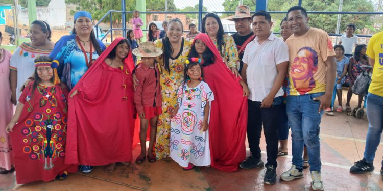 Niñas y niños indígenas de Maracaibo celebraron su día con jornada de atención especial en la comunidad Pradera Alta 1 IMG 20250318 WA0145
