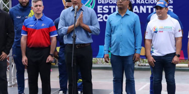 Héctor Rodríguez: Perseguir migrantes recuerda los peores tiempos del fascismo 1 IMG 20250326 WA0257