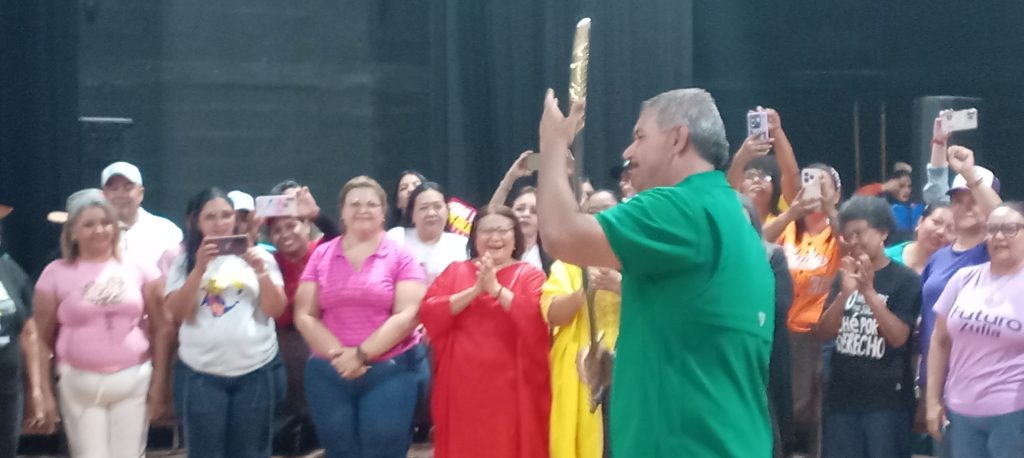 Mujeres zulianas resteadas con Luis Caldera para llevarlo a recuperar la Gobernación del Zulia 5 1000570256
