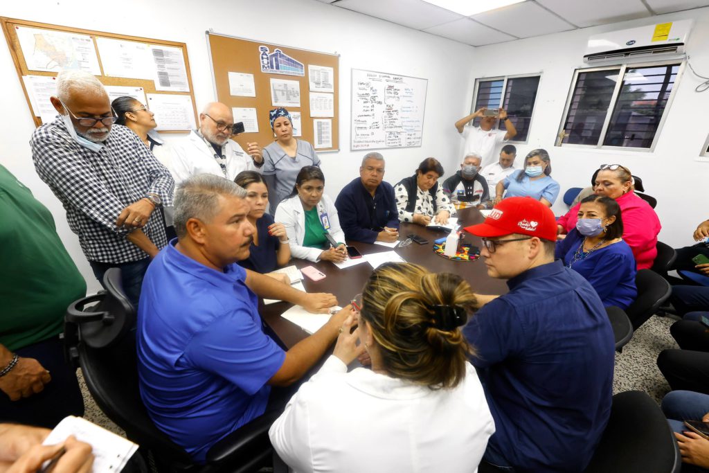 Gobernador Luis Caldera inicia evaluación de hospitales para organizar Plan Cayapa de la Salud en Zulia 3 1000592413