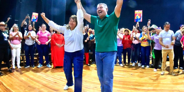 Mujeres zulianas resteadas con Luis Caldera para llevarlo a recuperar la Gobernación del Zulia 1 IMG 20250519 WA0145
