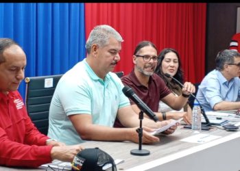 Ministro Ñañez activará tanques del pensamiento en Zulia con 5 mil voceros de comunicación de las comunas 4 IMG 20250502 163524 235