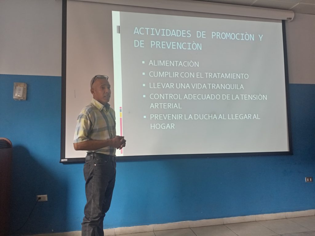 Voceros del Poder Popular culminan taller sobre salud pública en UBV Monagas 2 1000651044