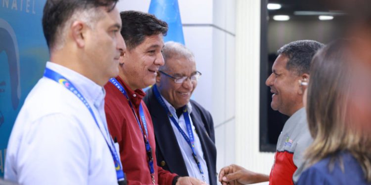 CONATEL habilita 24 nuevos medios comunitarios para fortalecer la comunicación popular en Venezuela 1 IMG 20250620 WA0157