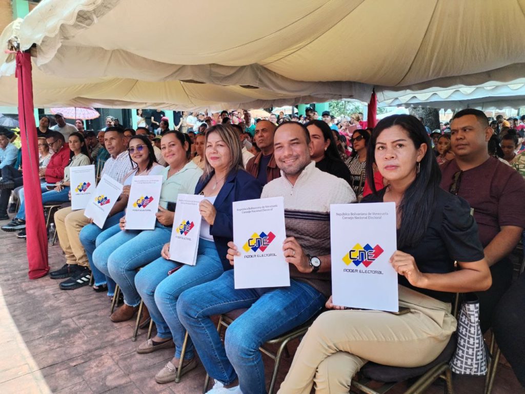 Acreditado Daniel Monteverde como alcalde del municipio Cedeño 5 1000327797