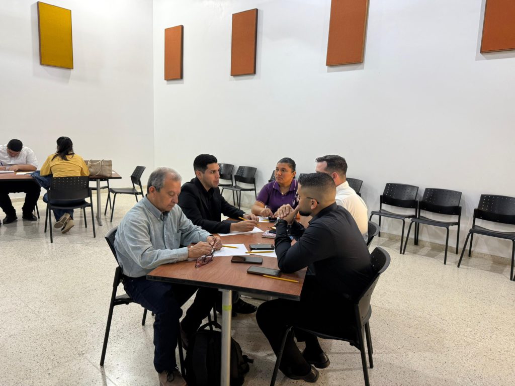 Zulia impulsa formación estratégica sobre la Ley Orgánica de las 7 Transformaciones<br> 2 1000807960