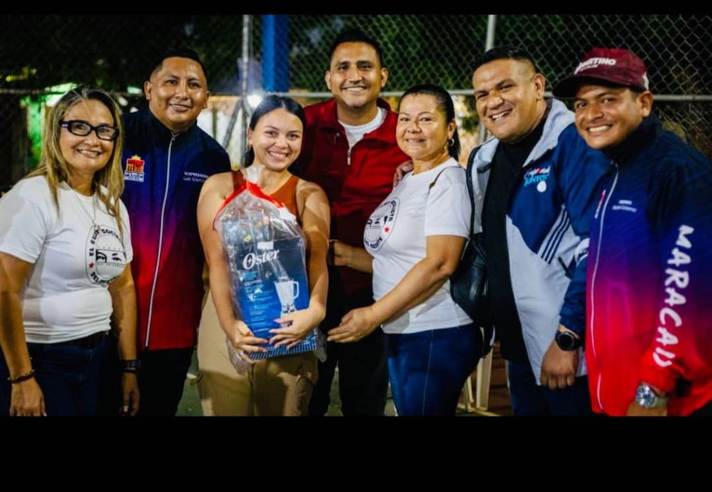 85 jóvenes comuneros reciben microfinanciamientos de proyectos aprobados en consulta popular 2 1000975269