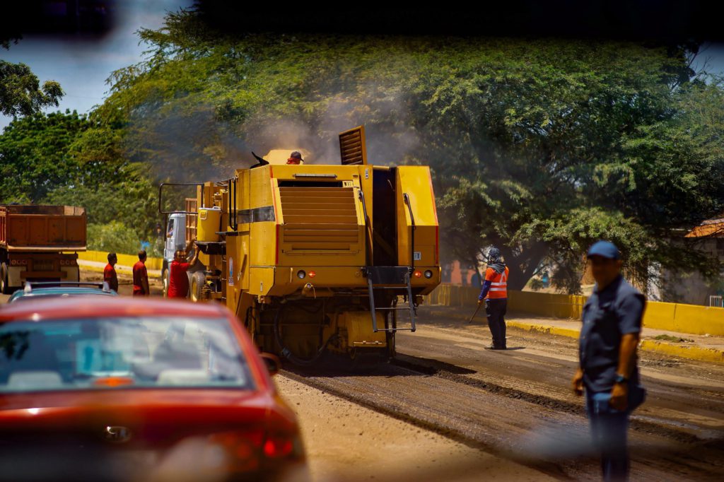 Inicia Plan de Asfaltado en Circunvalación 1 para beneficiar a más de 1.900 habitantes de Maracaibo y San Francisco 3 1000977439