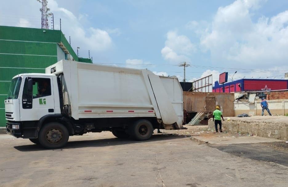 Alcaldía Bolivariana de Maracaibo recupera instalaciones del Mercado Periférico La Limpia 2 1000981674