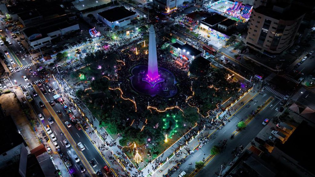 Alegría y fiesta gaitera en el encendido de luces de la Navidad en Maracaibo 4 1000983132