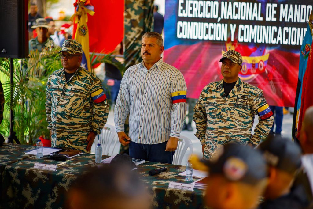 Pueblo del Zulia da un paso al frente en el ejercicio de mando, conducción y comunicación 2 1000995411