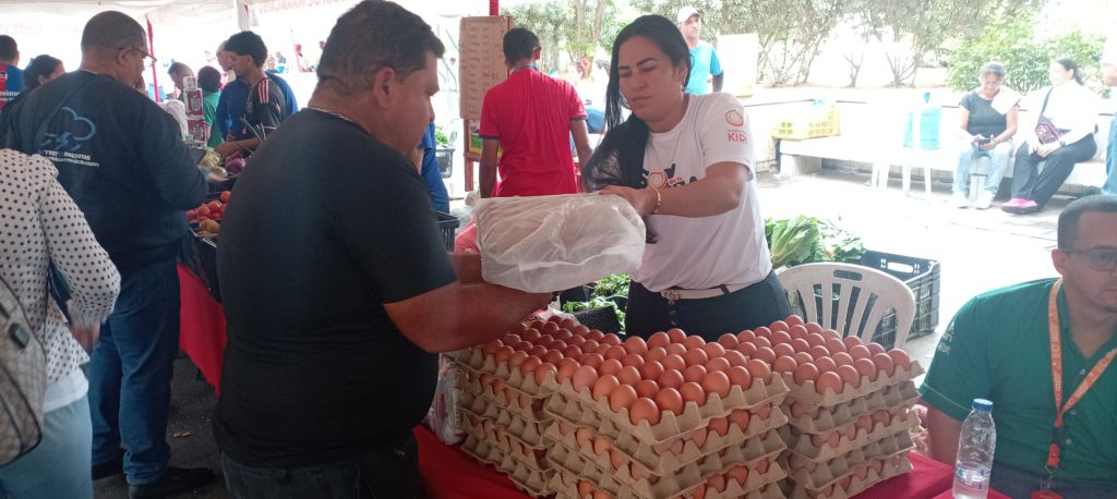 Maracaiberos ahorran hasta un 40% comprando alimentos en mercados populares de Alcaldía de Maracaibo 3 1001006124