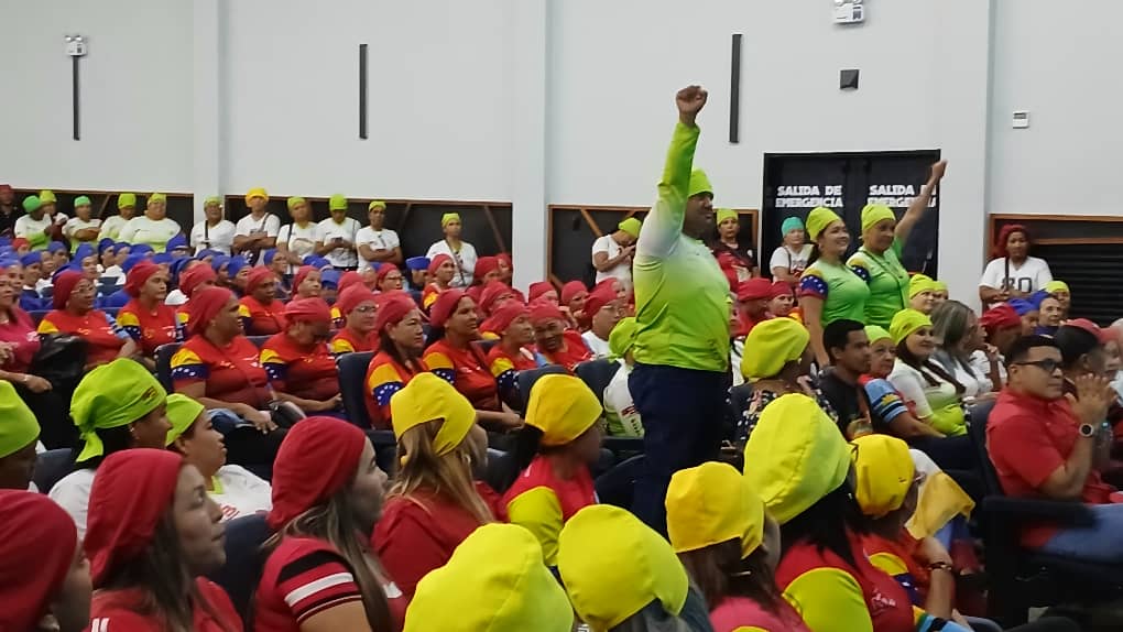 Monagas reúne a cocineras y cocineros para debatir mejoras del Programa de Alimentación Escolar 2 1001011884