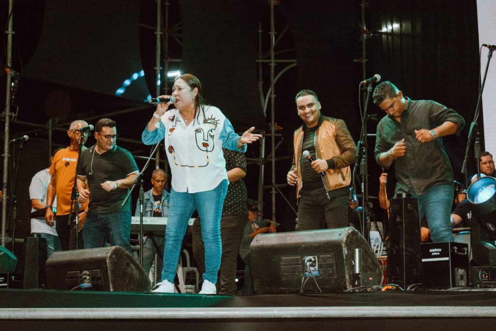 Música y diversión en San Francisco como preámbulo de la Feria del Lago 2025 2 1001018535