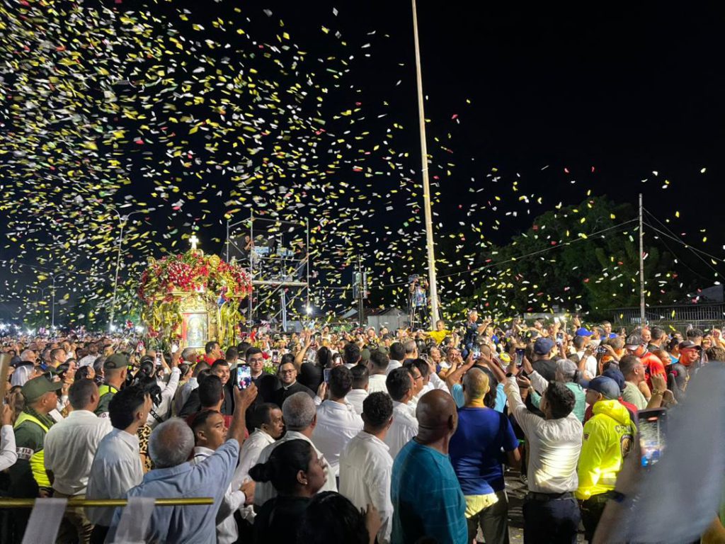 Con gran concierto en el municipio Santa Rita cerró feria en honor a la Virgen del Rosario de Aránzazu 4 1001027184