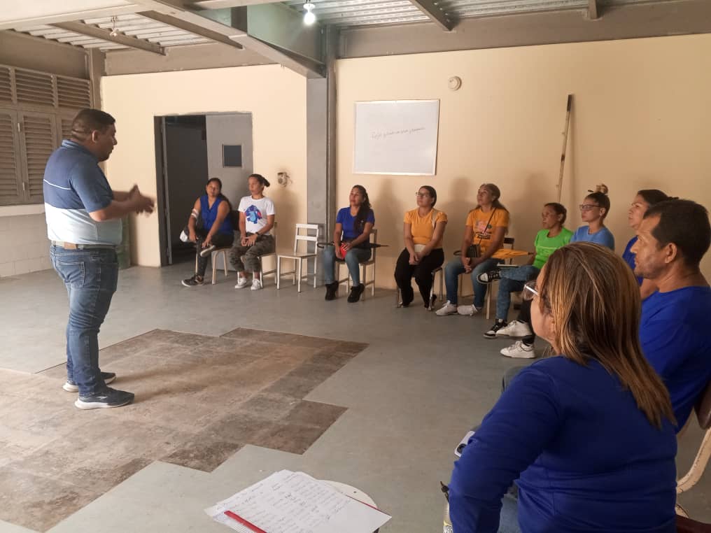 Inicia en Maturín elección de vocerias del Movimiento Bolivariano de Familias "Aristóbulo Istúriz" 3 1001028978