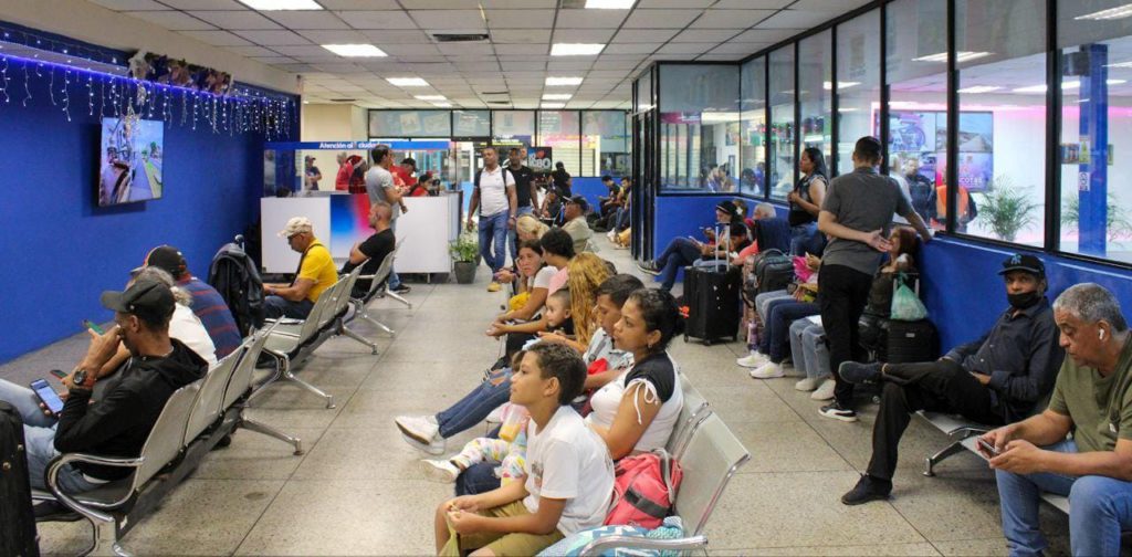 Alcalde Di Martino reacondicionó instalaciones del terminal terrestre de Maracaibo 3 1001030553